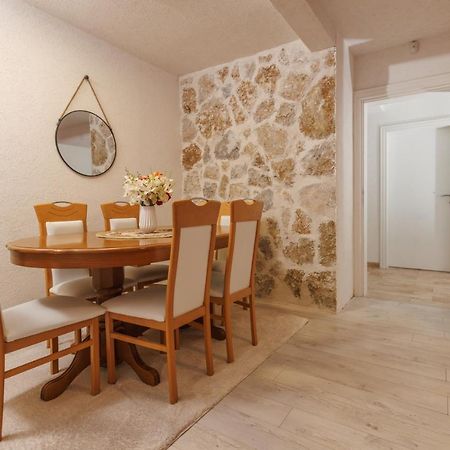 Family Spa Apartments Sunny&Shiny Savnik Екстер'єр фото